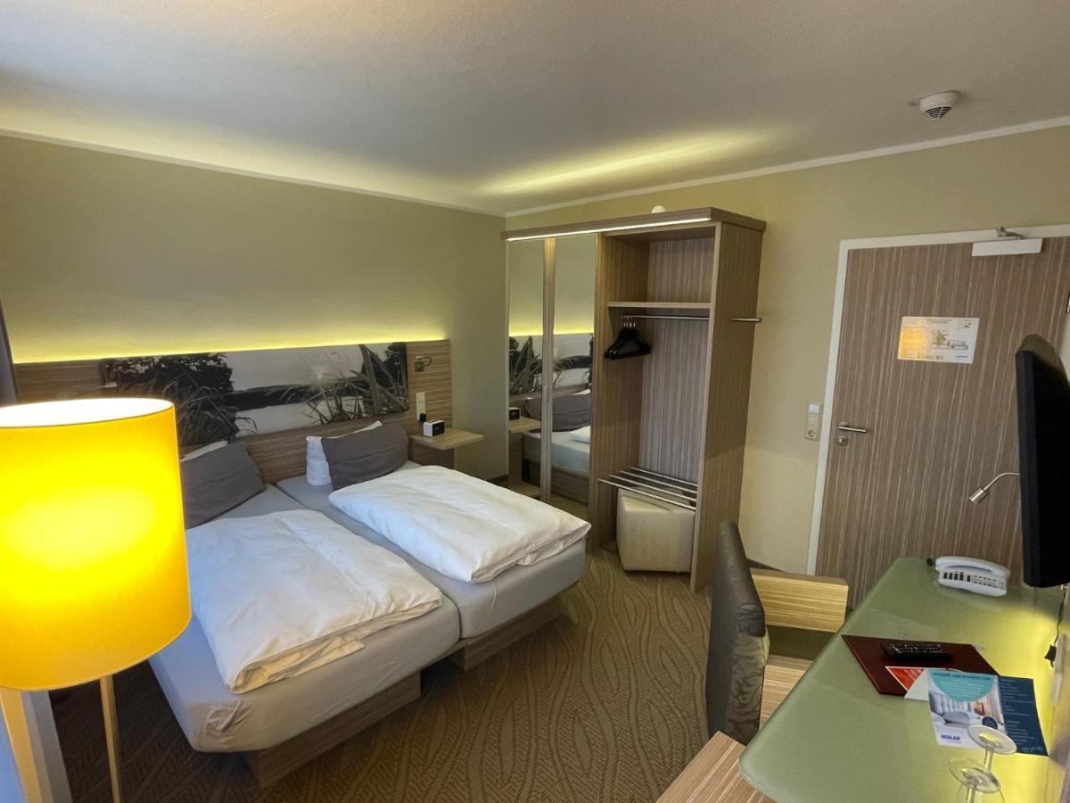 Hotel Am Untersee Bantikow Экстерьер фото