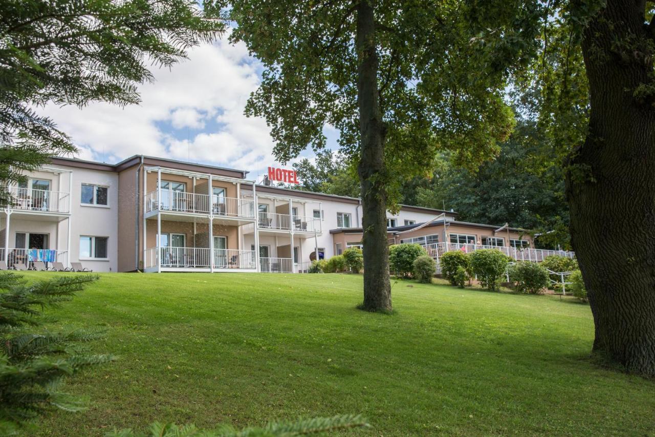 Hotel Am Untersee Bantikow Экстерьер фото