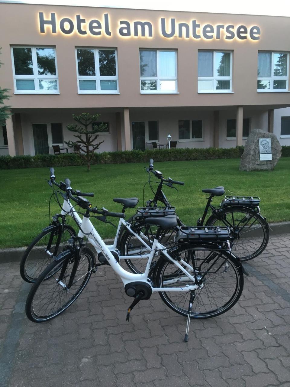 Hotel Am Untersee Bantikow Экстерьер фото