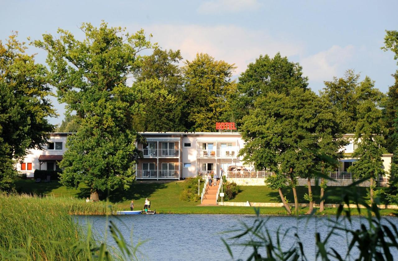 Hotel Am Untersee Bantikow Экстерьер фото